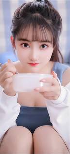 易烊千玺明星照片